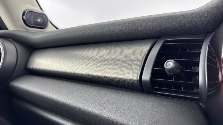 MINI Hatchback 2.0 Cooper S Exclusive II 3dr Auto Petrol Hatchback